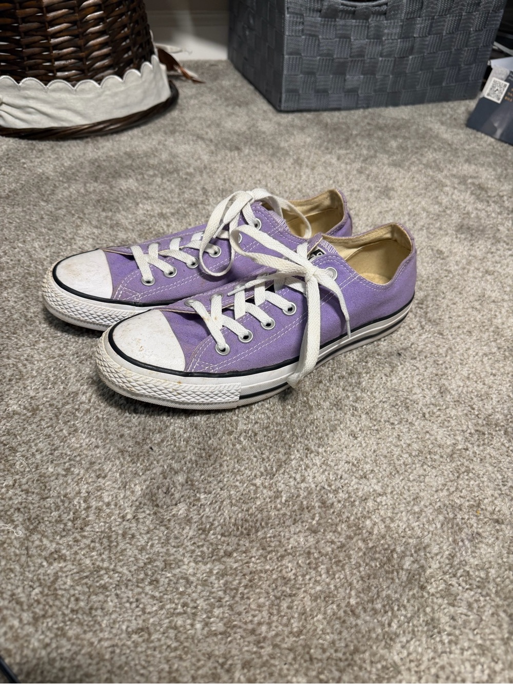 Converse Low Top Sneakers Lavender Canvas - Picture 2 of 4